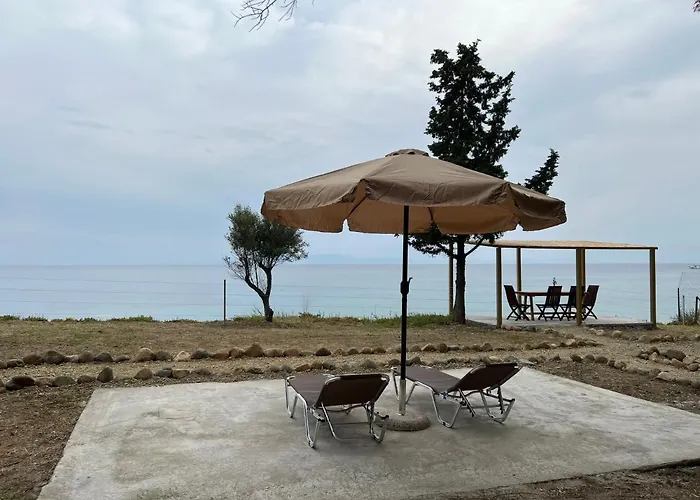 Camping Ihouse Nea Skioni