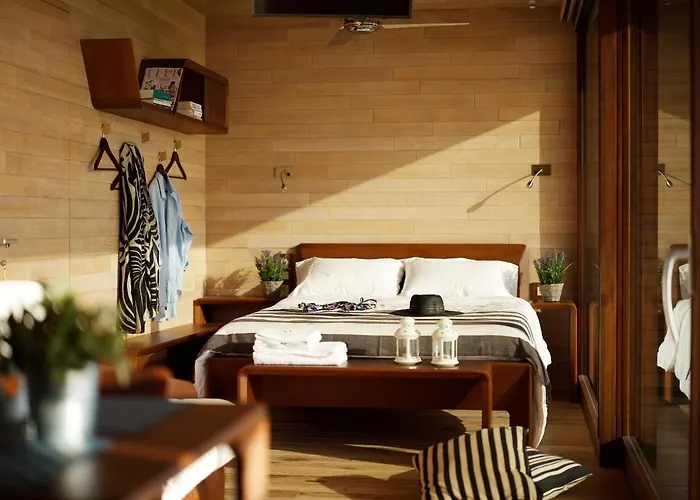 Ihouse Kamp alanı